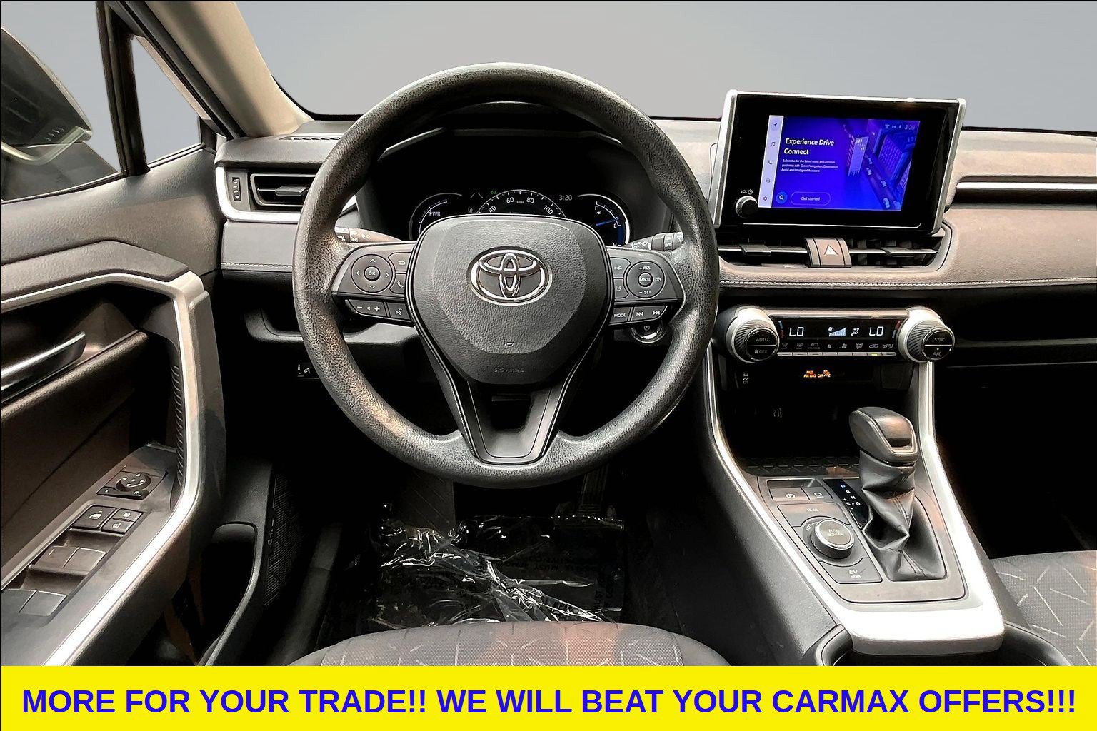 Used 2023 Toyota RAV4 XLE AWD/4WD image 8