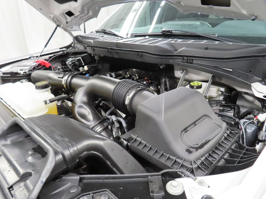 Used 2025 Ford F150 Lariat AWD/4WD image 28