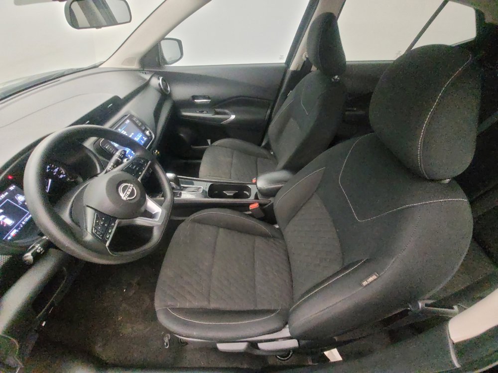 Used 2022 Nissan Kicks SV image 17