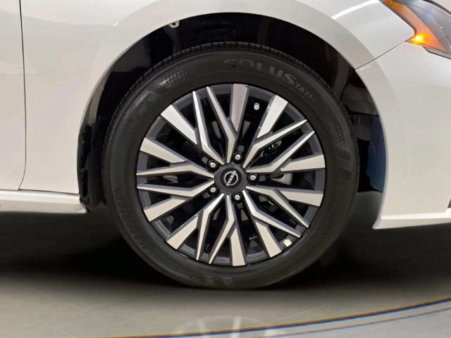 Used 2026 Nissan Altima 2.5 SV FWD image 93