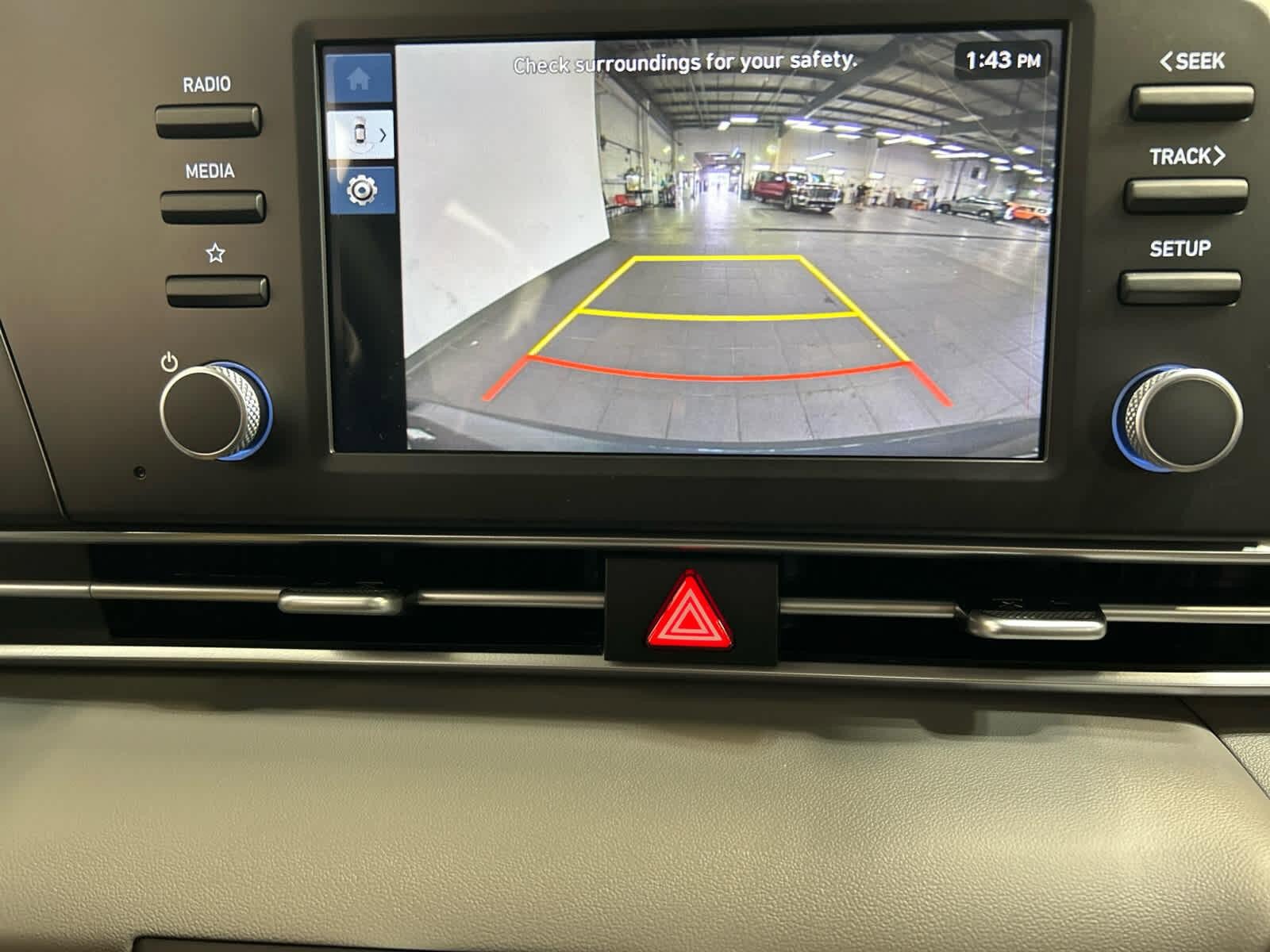 New 2026 Hyundai Elantra SE FWD image 6