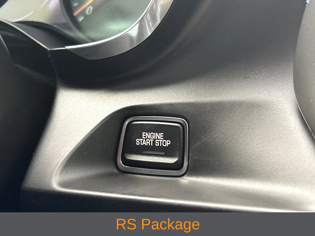 Used 2019 Chevrolet Camaro LT RWD image 6