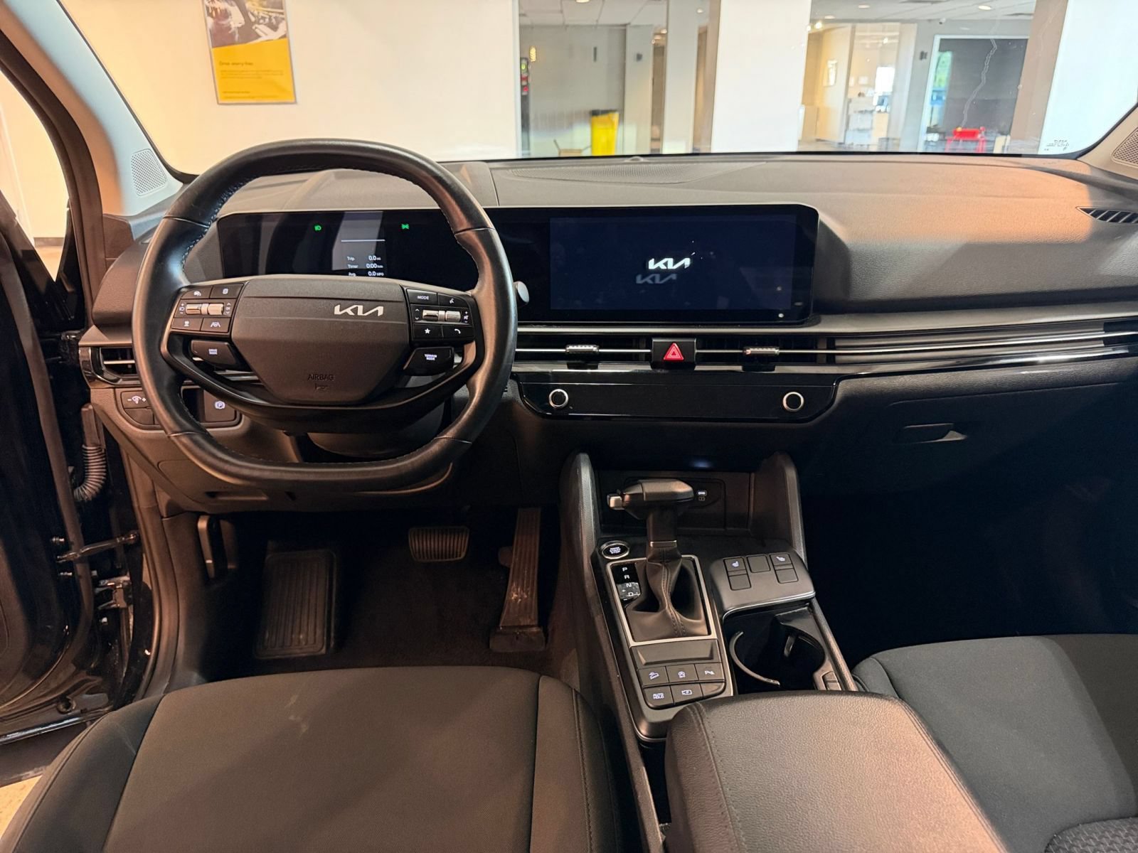 Used 2026 Kia Sportage LX AWD/4WD image 30