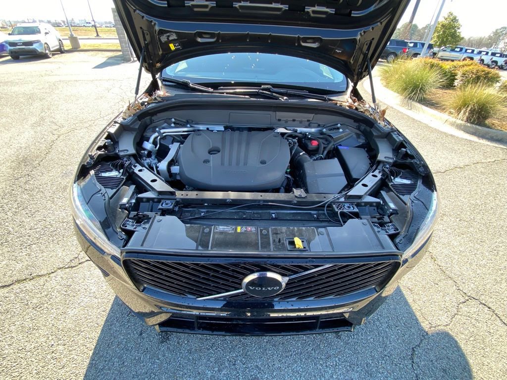 Used 2026 Volvo XC60 B5 Core w/ Protection Package Premier image 33