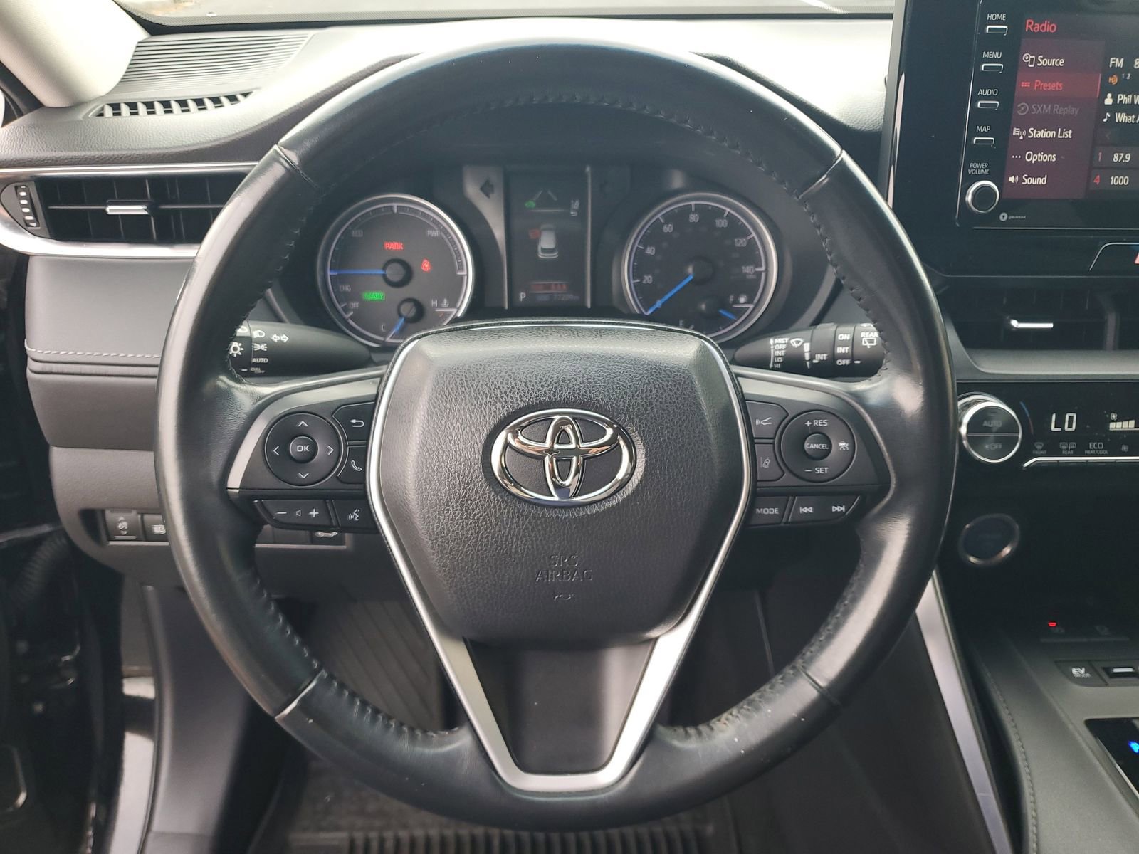 Used 2022 Toyota Venza LE image 20