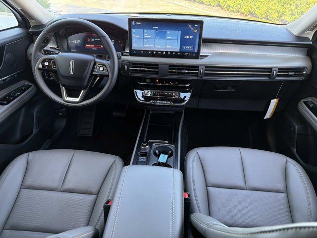New 2026 Lincoln Corsair Premiere FWD image 23