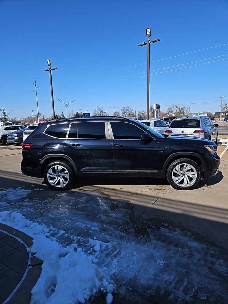 Used 2022 Volkswagen Atlas SE image 4