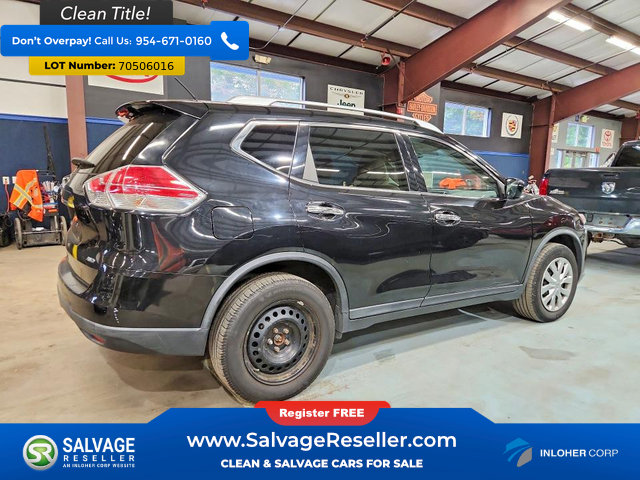 Used 2016 Nissan Rogue S w/ Appearance Package AWD/4WD image 4