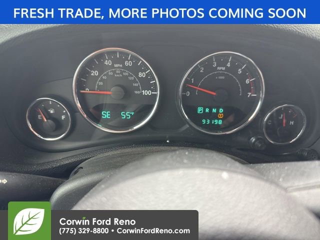 Used 2011 Jeep Wrangler Unlimited Sahara w/ Trailer Tow Group AWD/4WD image 9