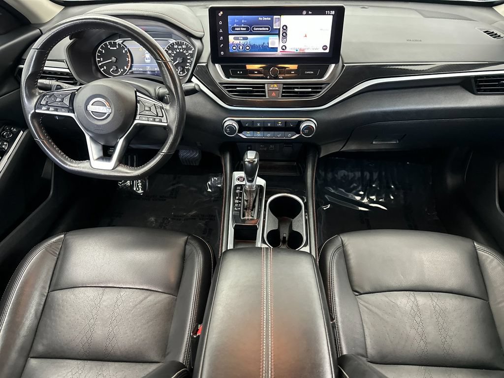 Used 2024 Nissan Altima 2.5 SR w/ SR Premium Package FWD image 12