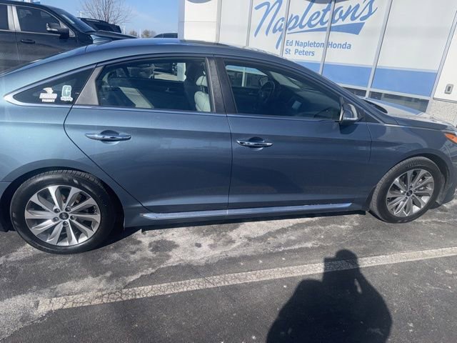 Used 2016 Hyundai Sonata Sport w/ Option Group 03 image 3