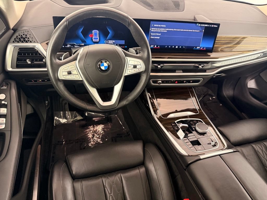 Used 2026 BMW X7 xDrive40i AWD/4WD image 35
