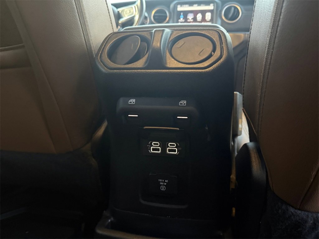 Used 2020 Jeep Wrangler Unlimited Sahara image 19