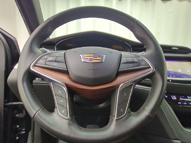 Certified 2024 Cadillac XT5 Premium Luxury w/ LPO, Floor Liner Package AWD/4WD image 10