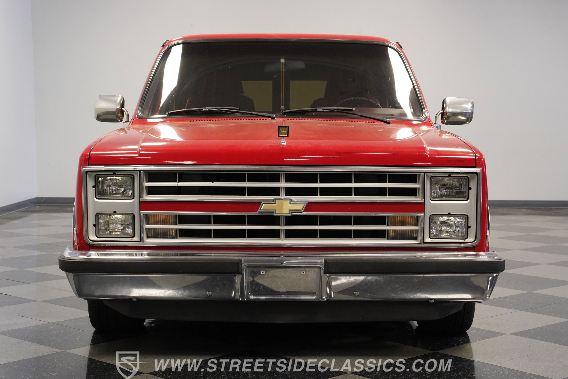 Used 1987 Chevrolet Suburban 2WD image 17