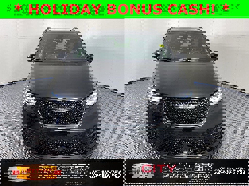 New 2026 Chrysler Pacifica Limited w/ S Appearance Package image 2