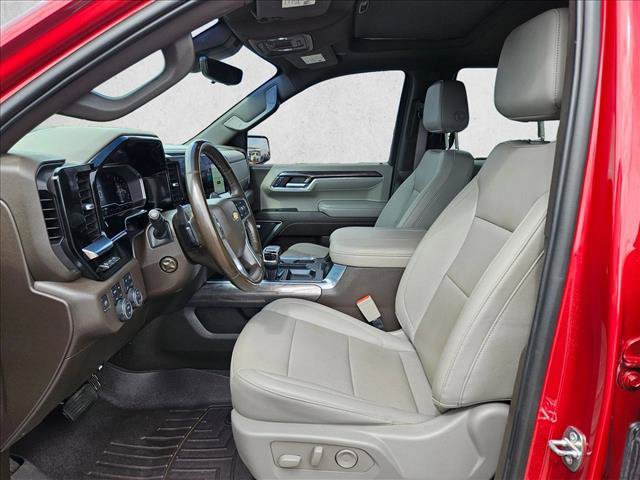 Used 2024 Chevrolet Silverado 1500 LTZ w/ Technology Package AWD/4WD image 19