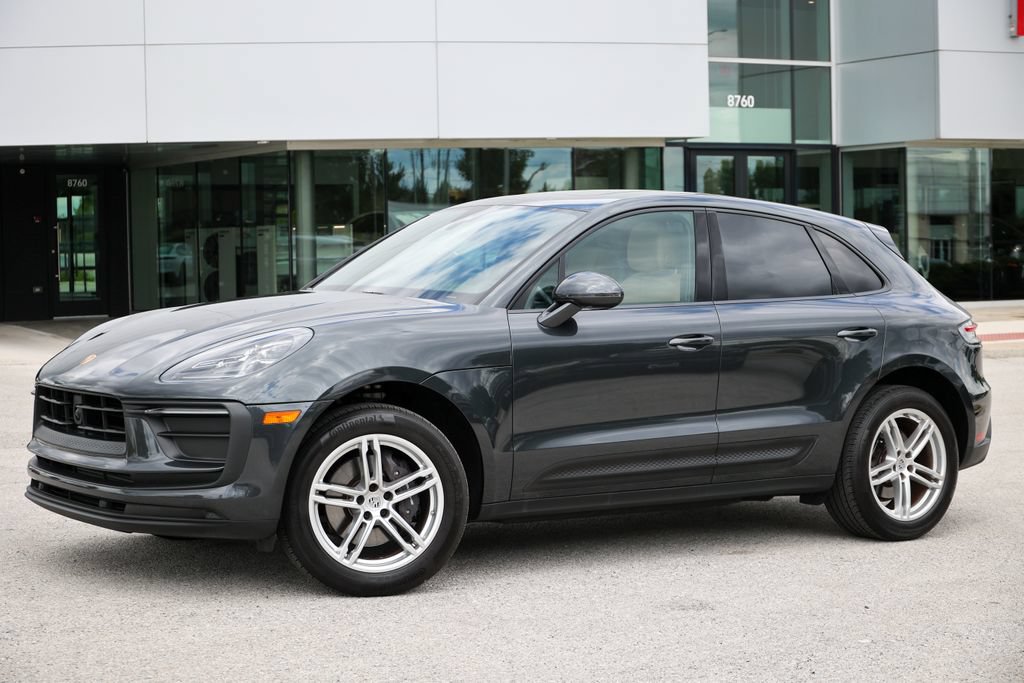 Certified 2023 Porsche Macan Turbo AWD/4WD image 11