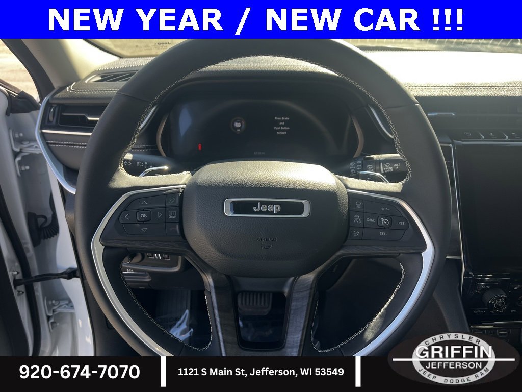 Used 2023 Jeep Grand Cherokee L Limited w/ Trailer Tow Group (B) image 9