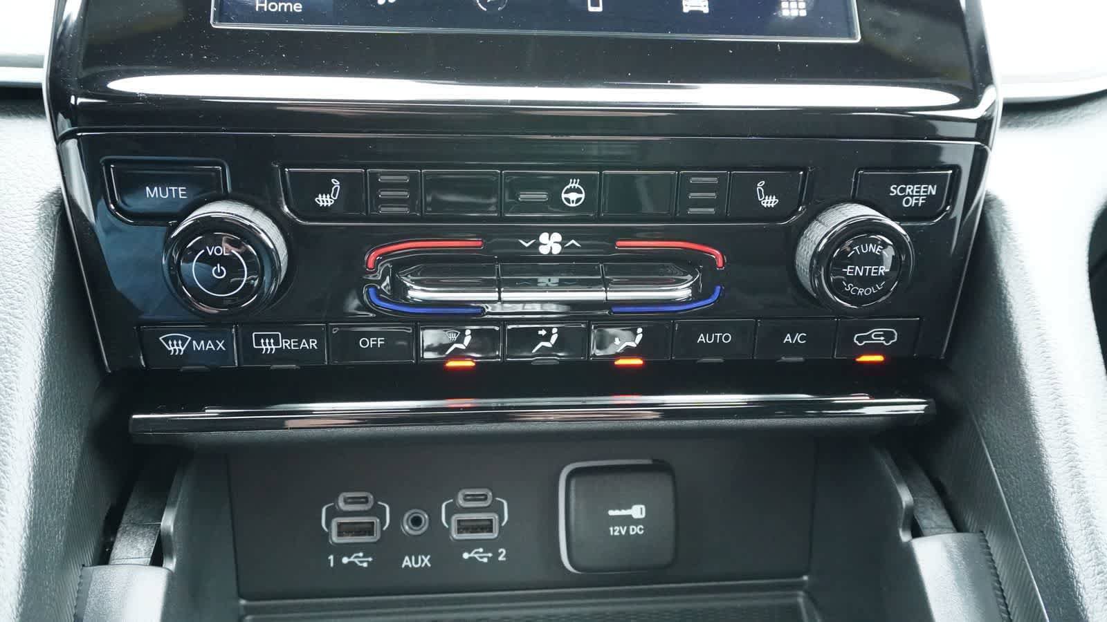 Used 2025 Jeep Grand Cherokee L Laredo w/ Luxury Tech Group I AWD/4WD image 34