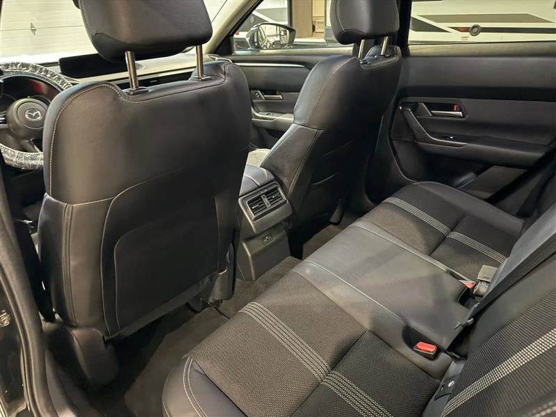 Used 2025 MAZDA CX-50 AWD 2.5 S w/ Preferred Package image 13