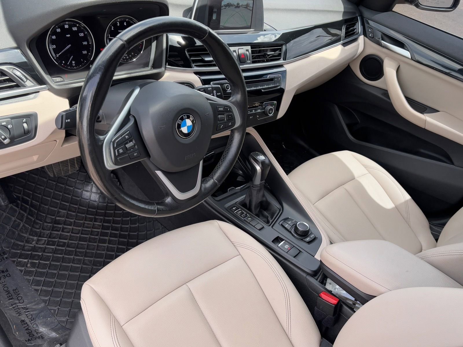 Used 2018 BMW X1 sDrive28i w/ Convenience Package image 16