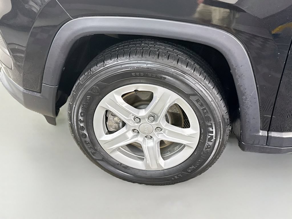 Used 2023 Jeep Compass Sport AWD/4WD image 32