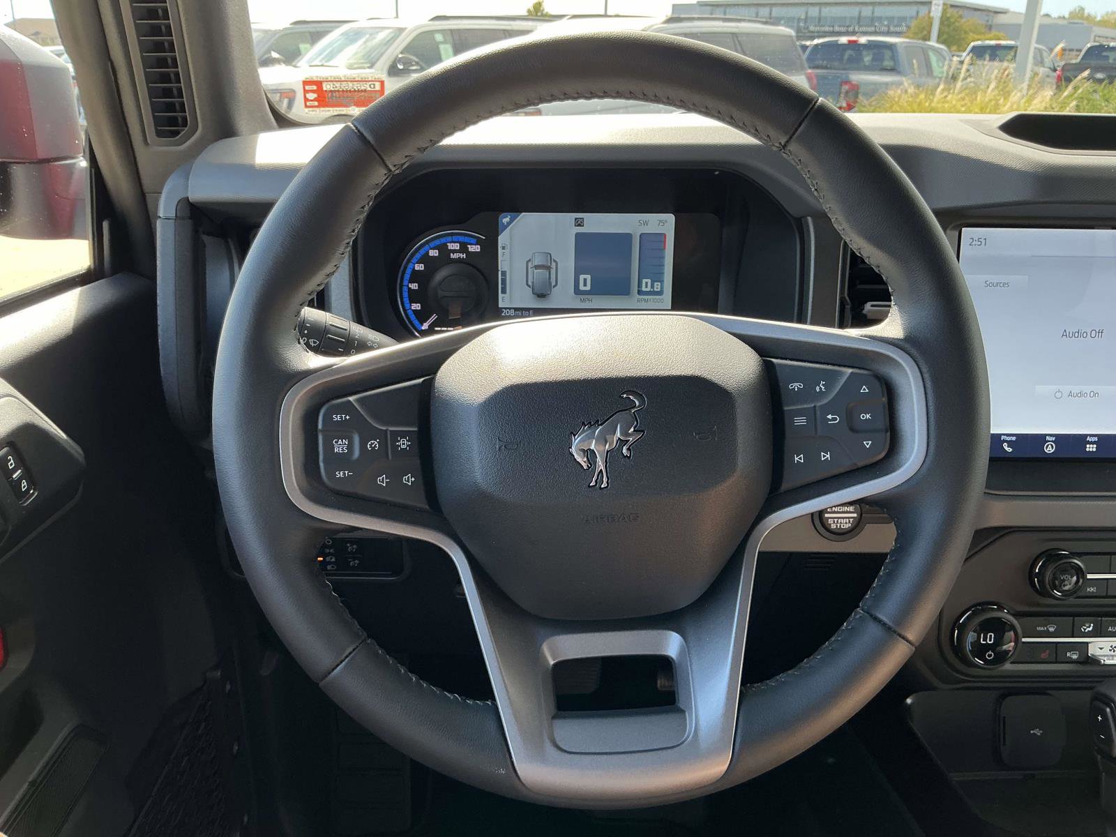 Used 2024 Ford Bronco Big Bend image 16