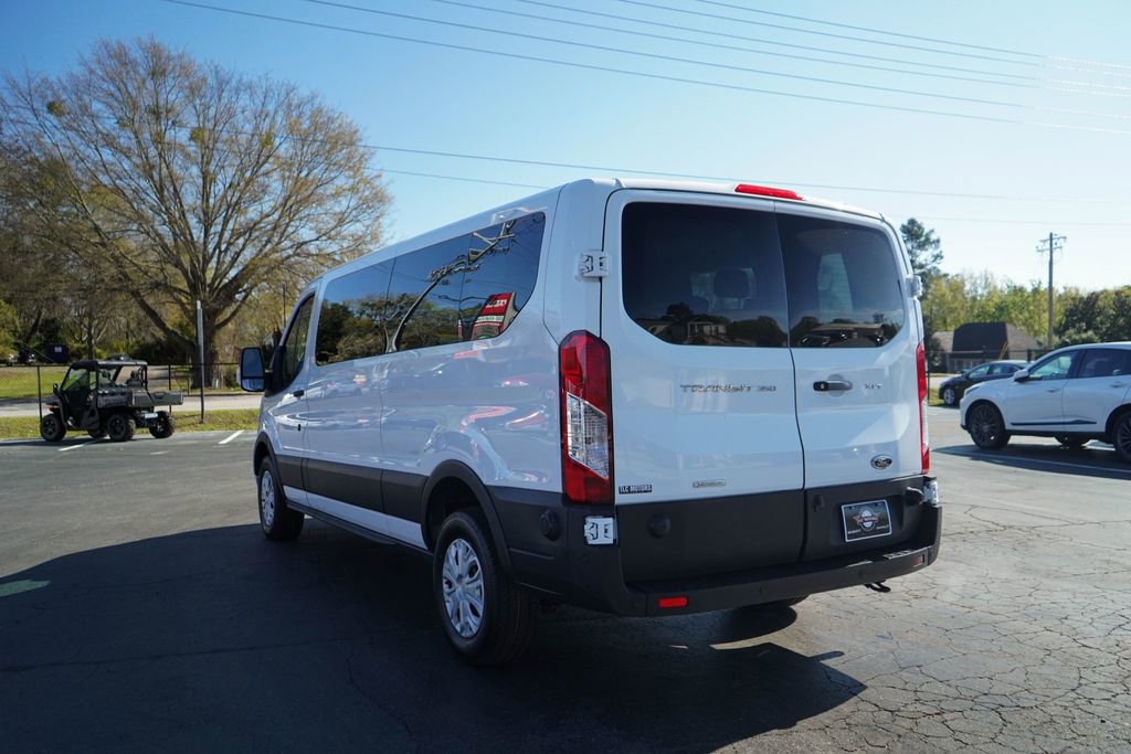 Used 2024 Ford Transit 350 XLT image 3
