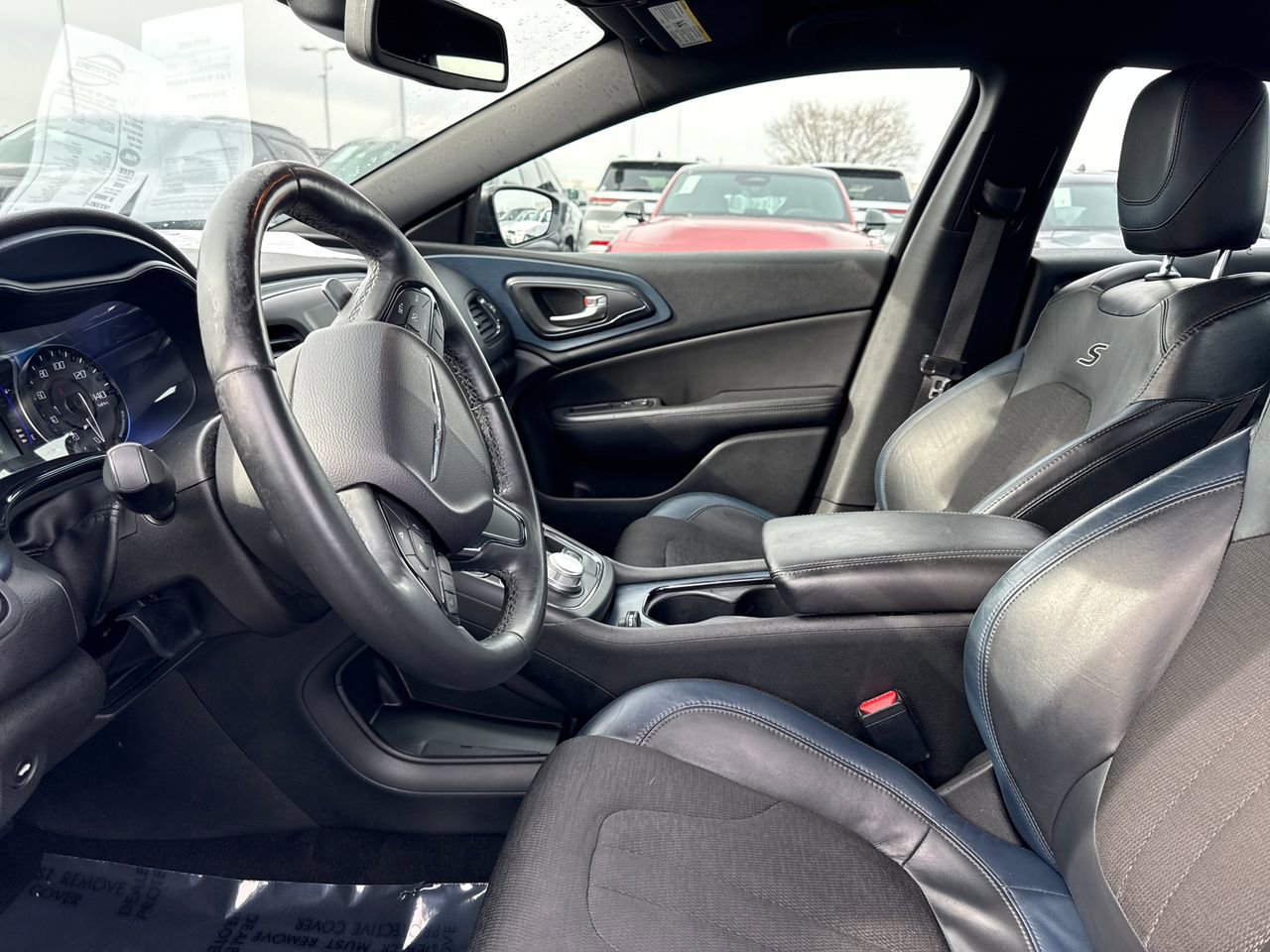 Used 2015 Chrysler 200 S w/ Comfort Group image 10