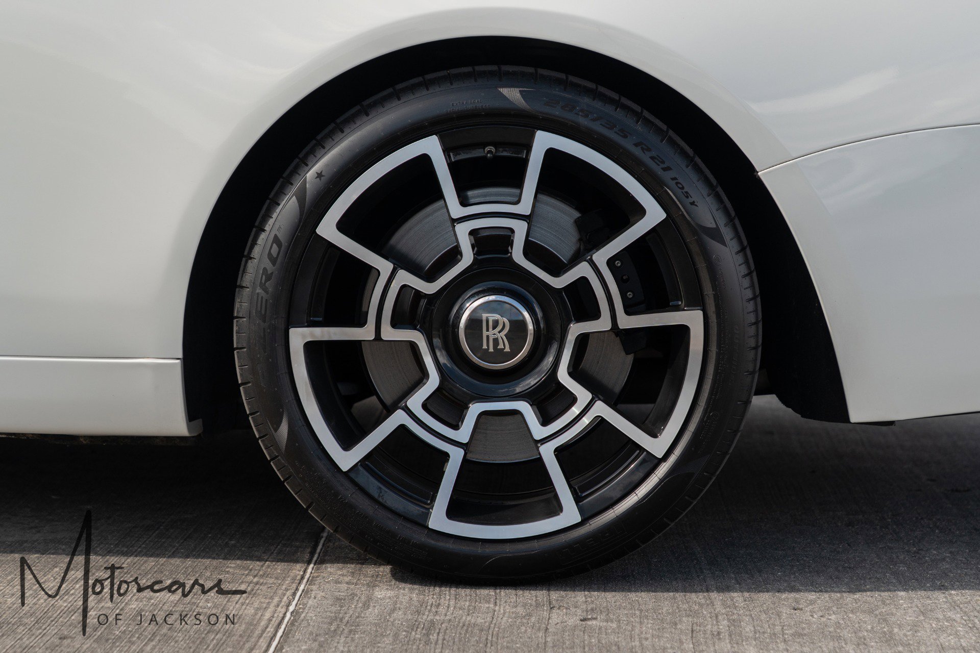 Used 2017 Rolls-Royce Wraith RWD image 39