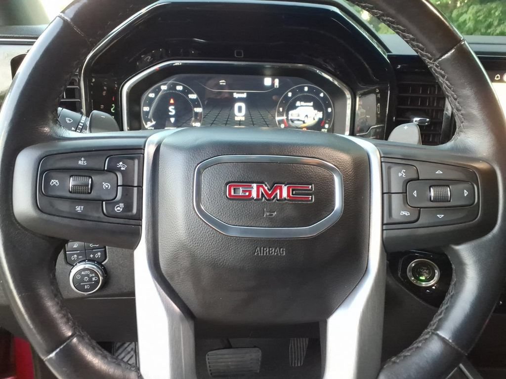 Used 2023 GMC Sierra 1500 SLT w/ SLT Premium Plus Package AWD/4WD image 29