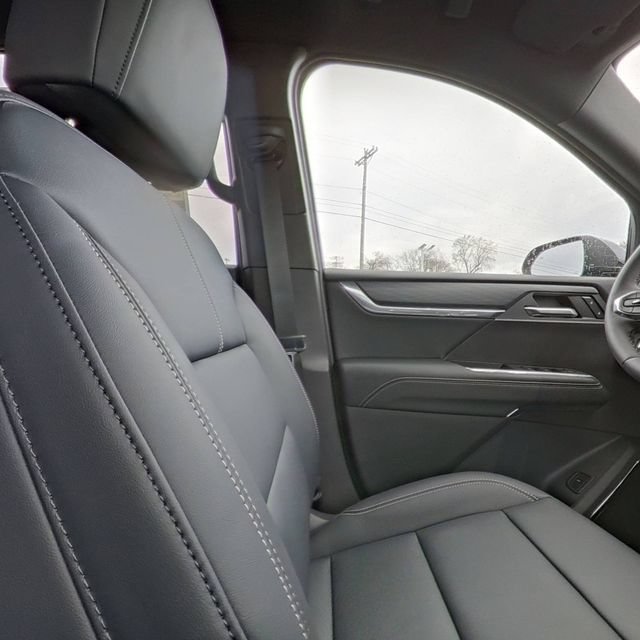 New 2026 GMC Acadia Elevation w/ Black Edition FWD image 35