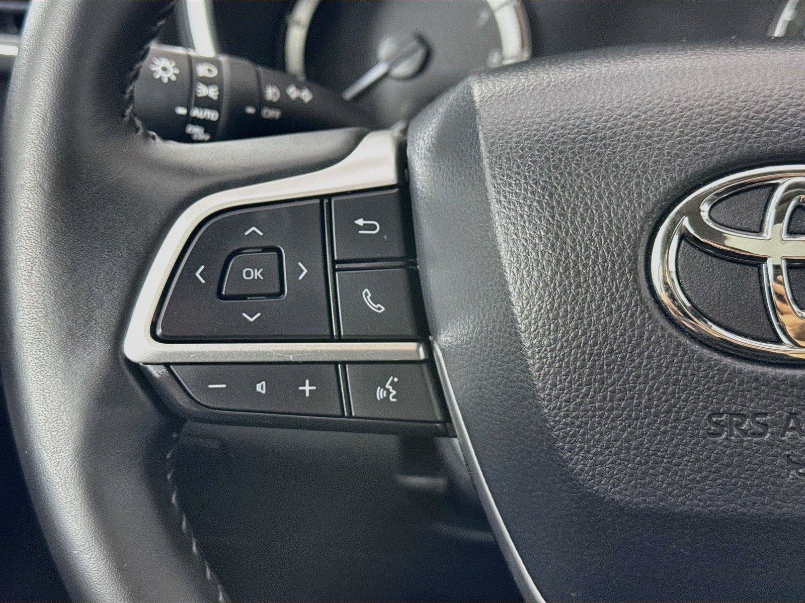 Certified 2026 Toyota Highlander XLE AWD/4WD image 18