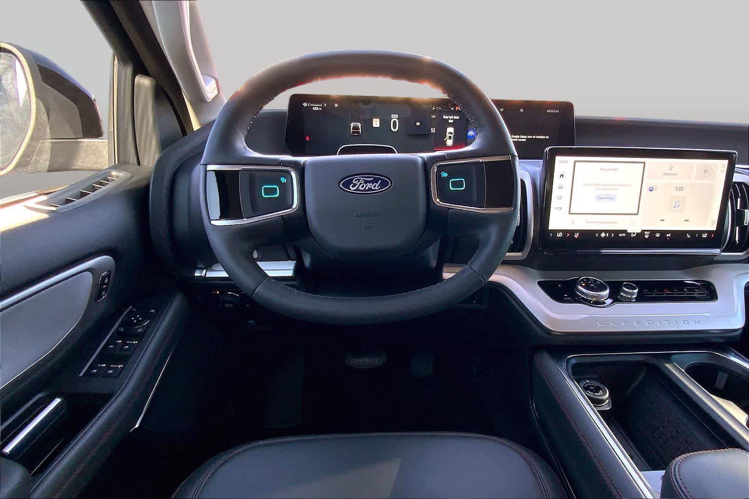 Used 2025 Ford Expedition Max Active AWD/4WD image 6