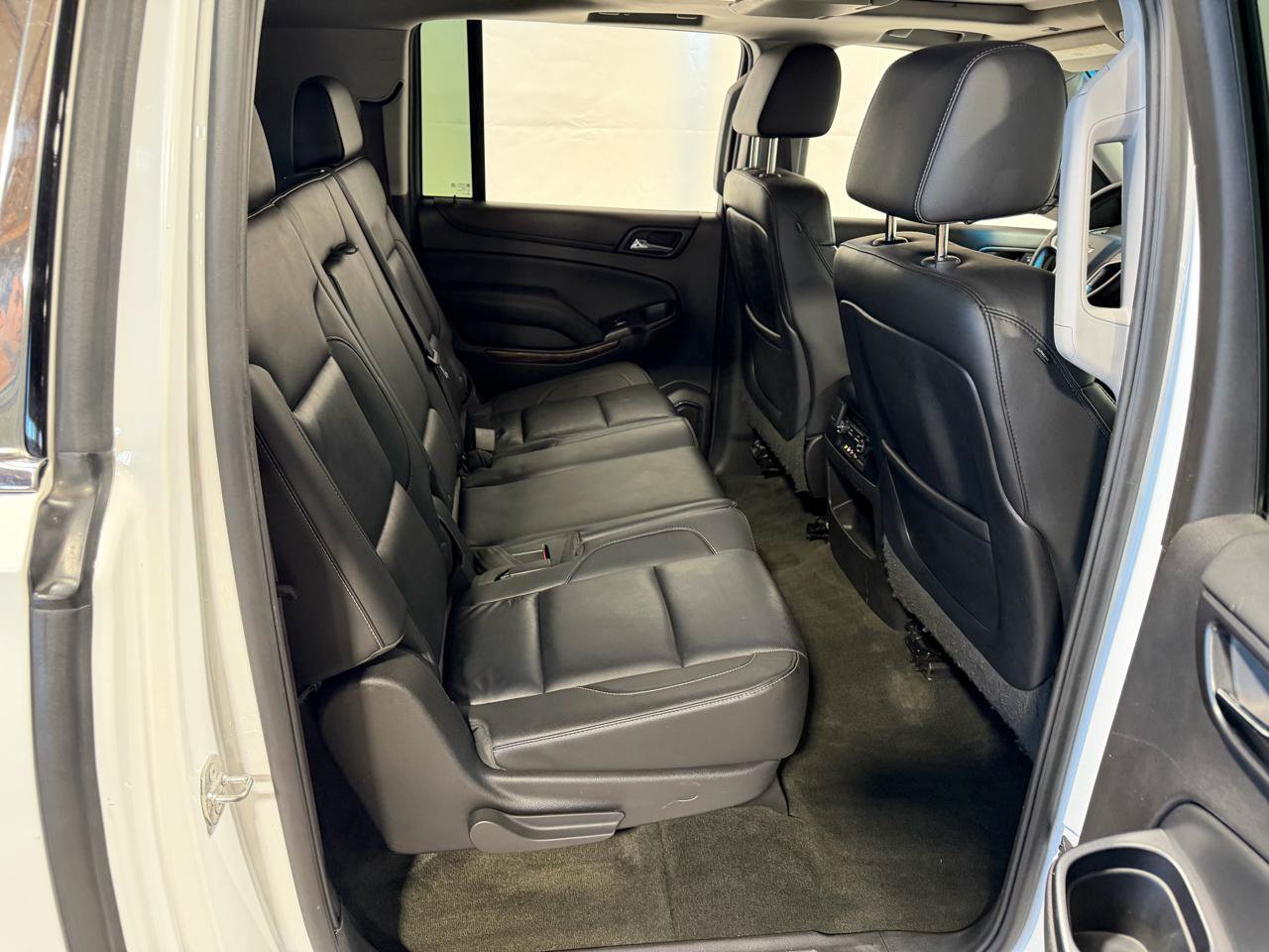 Used 2015 Chevrolet Suburban LT AWD/4WD image 15