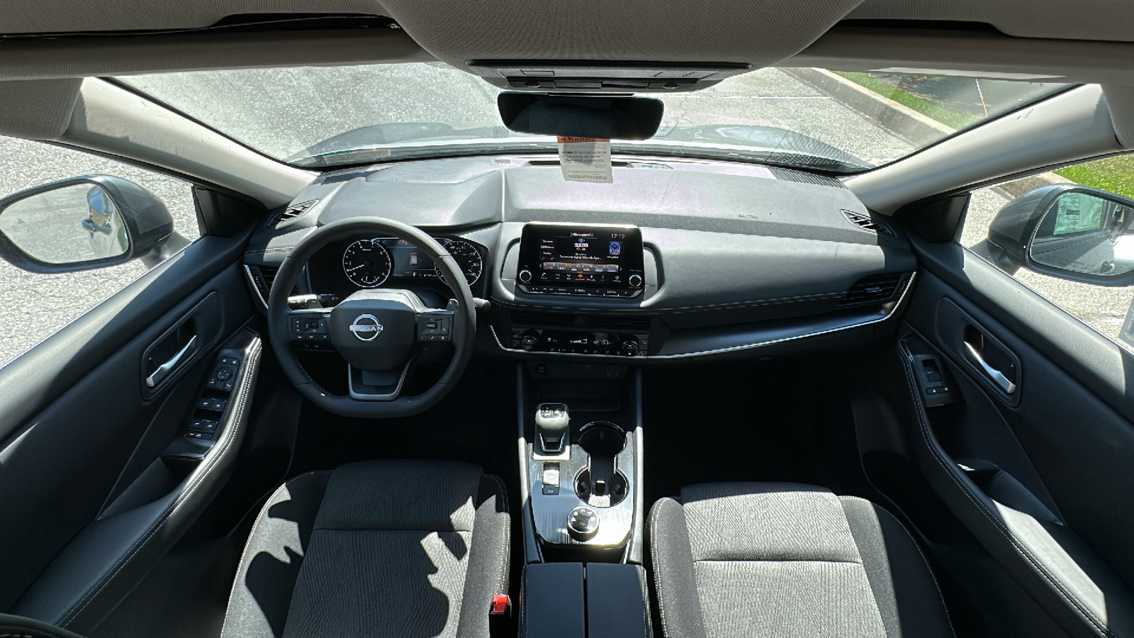 New 2026 Nissan Rogue SV w/ Cold Weather Package AWD/4WD image 10