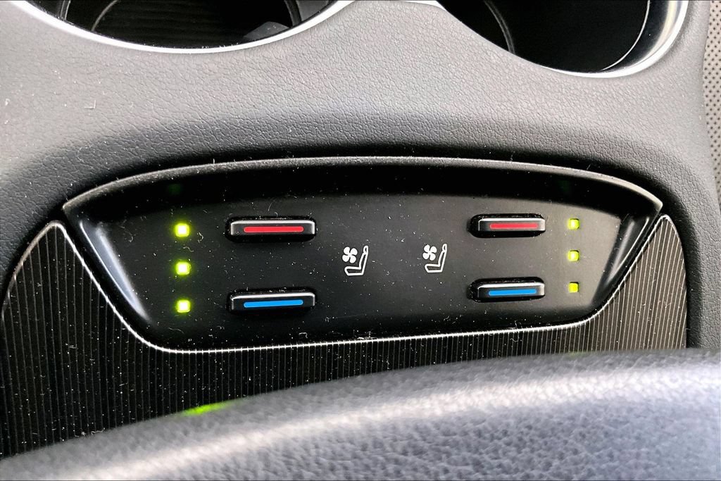Certified 2021 Toyota Venza Limited AWD/4WD image 15