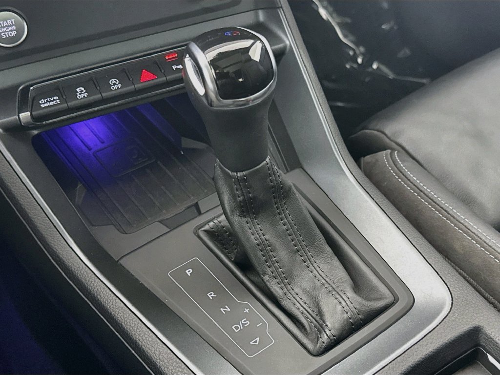 Used 2019 Audi Q3 2.0T Prestige w/ Prestige Package AWD/4WD image 19