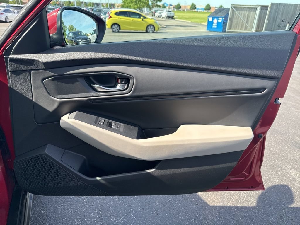 Certified 2024 Honda Accord EX image 36