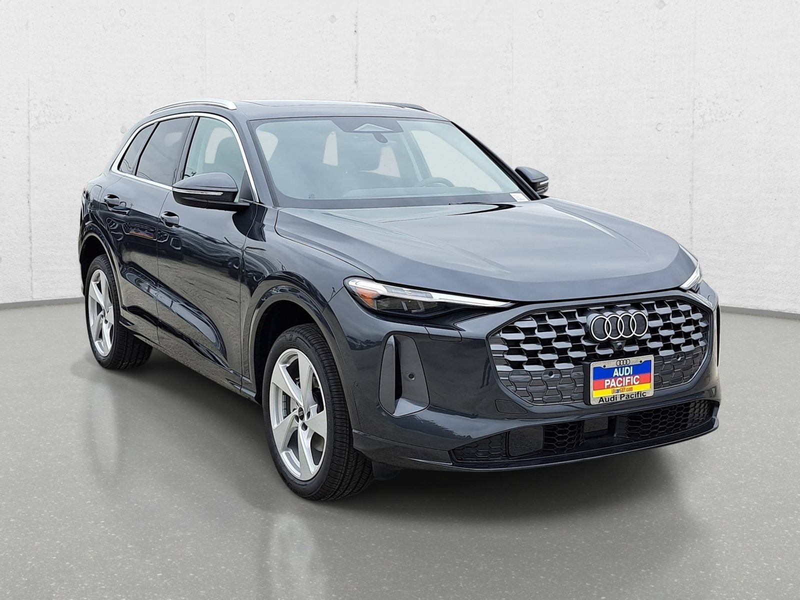 New 2026 Audi Q5 Premium Plus AWD/4WD image 3
