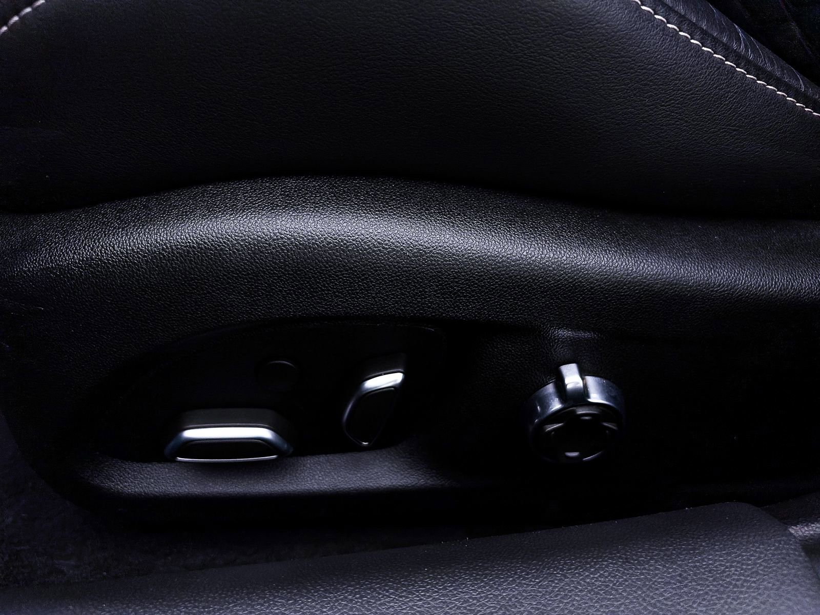 Used 2023 Cadillac CT4 V Blackwing w/ Driver Assist Package RWD image 25