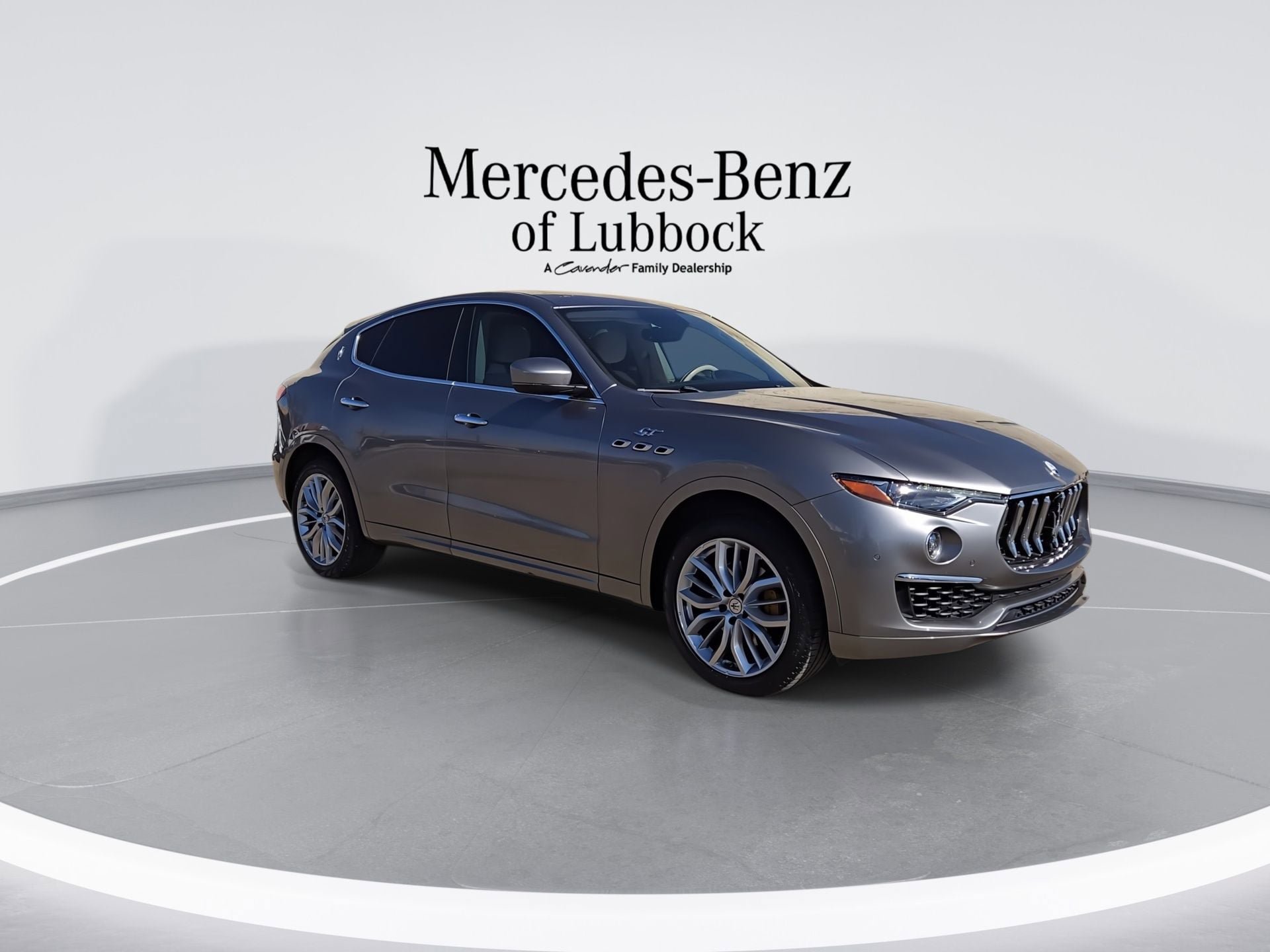 Used 2022 Maserati Levante GT AWD/4WD image 2