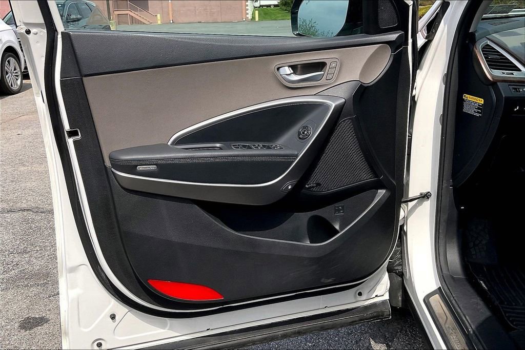 Used 2019 Hyundai Santa Fe XL image 22