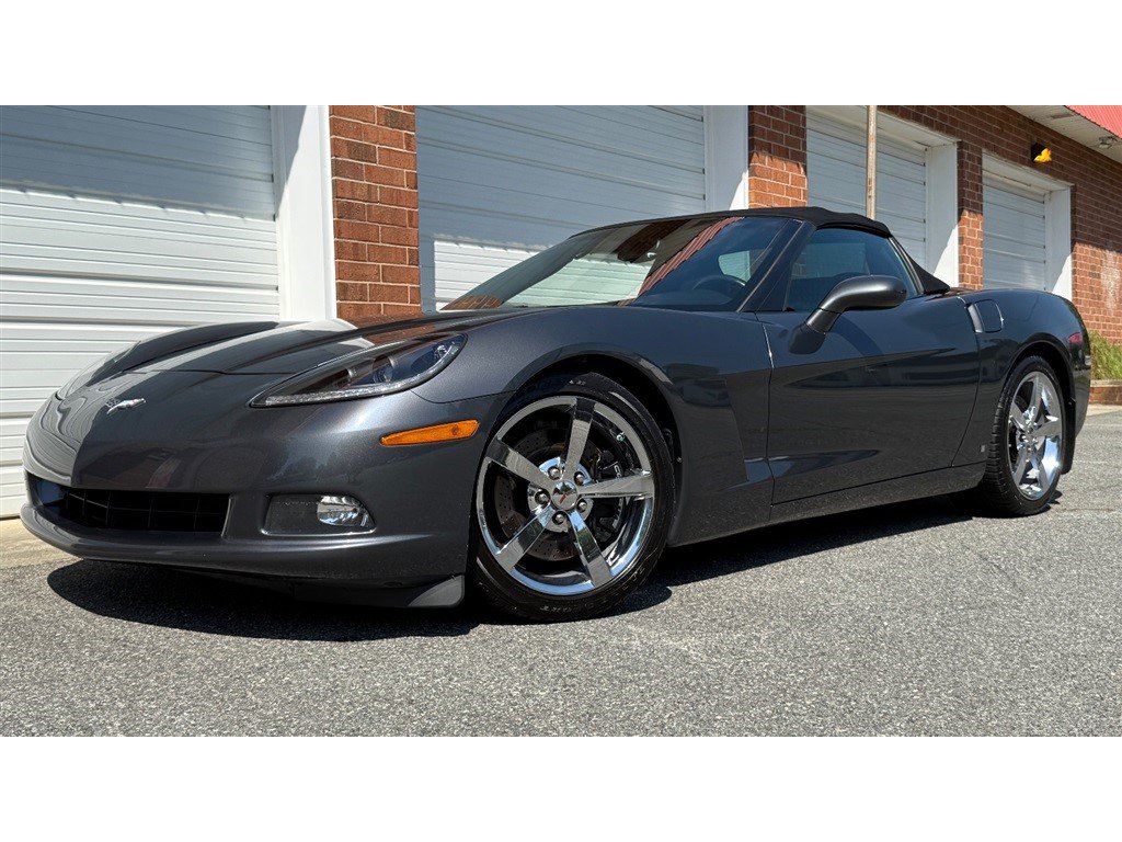 Used 2009 Chevrolet Corvette Convertible w/ Preferred Equipment Group RWD image 2