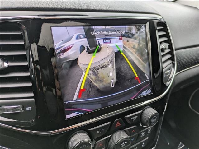 Used 2020 Jeep Grand Cherokee Summit AWD/4WD image 15
