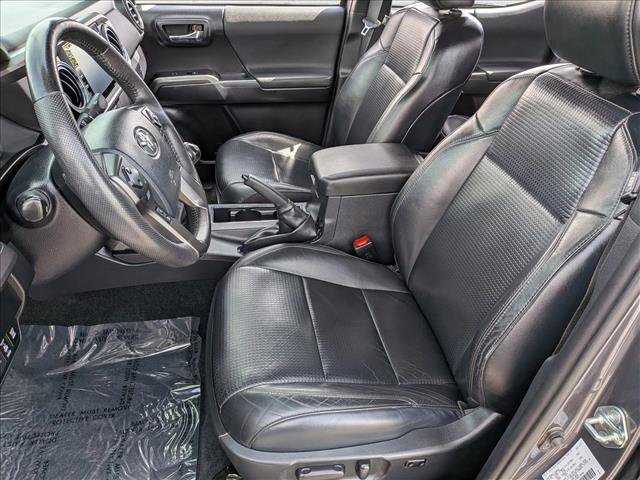 Used 2020 Toyota Tacoma TRD Off-Road w/ TRD Premium Off Road Package image 17