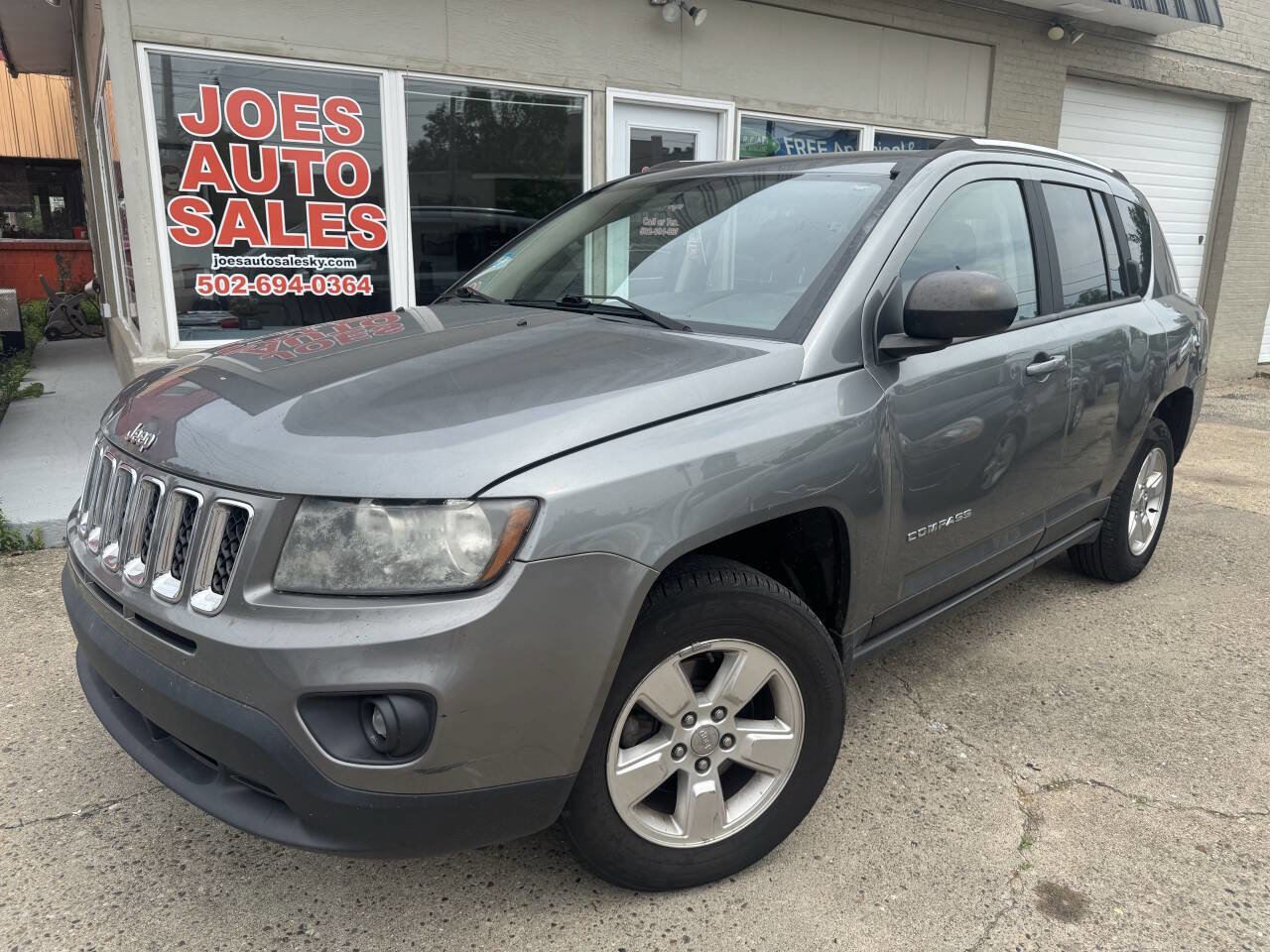 Used 2014 Jeep Compass Sport w/ Power Value Group FWD image 2