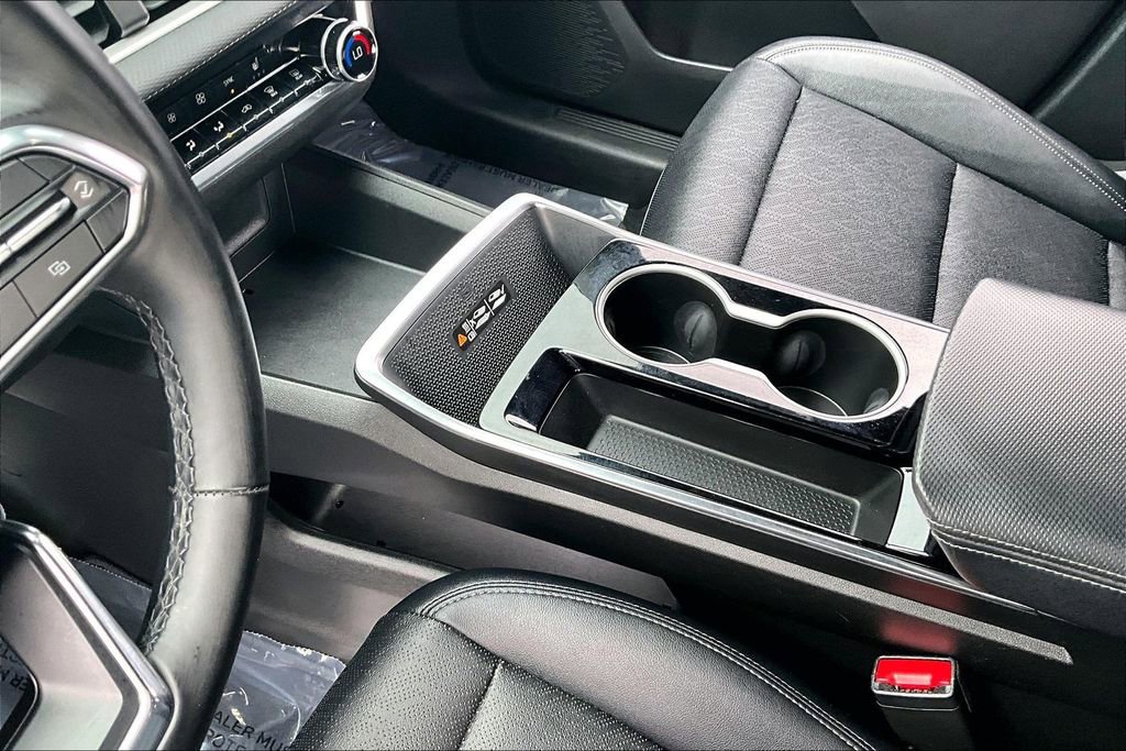 Used 2025 Chevrolet Equinox LT w/ Convenience Package II image 15