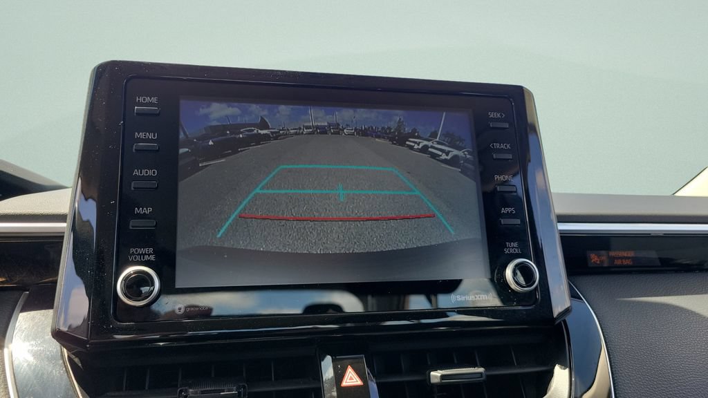 Used 2022 Toyota Corolla LE FWD image 16